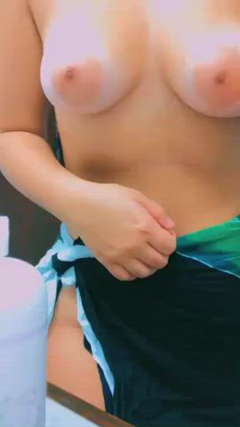 nude poly teen tits clip