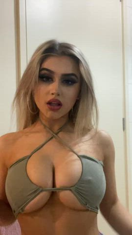 18 Years Old Barely Legal Big Tits Bra Busty Huge Tits Teen TikTok White Girl Porn