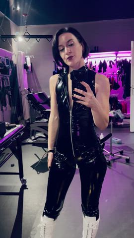 boots catsuit femdom mirror miss flora selfie clip