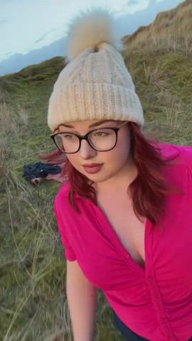 british chubby clothed curvy cute outdoor redhead tiktok yoga pants clip