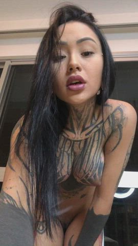 boobs huge tits pussy hot-girls-with-tattoos clip