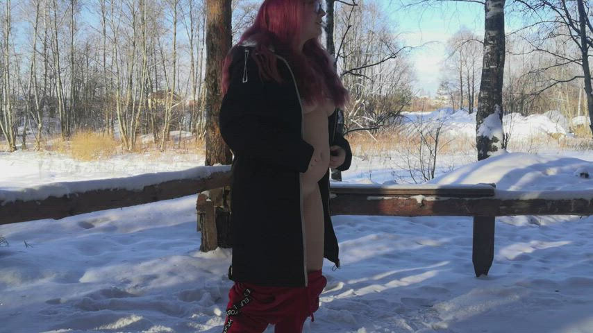 I love winter and snow very much :3