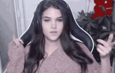 Funny Porn Gamer Girl TikTok clip