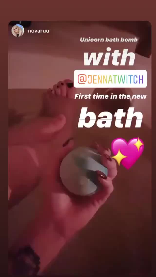 Jenna Twitch and Novaruu taking a bath
