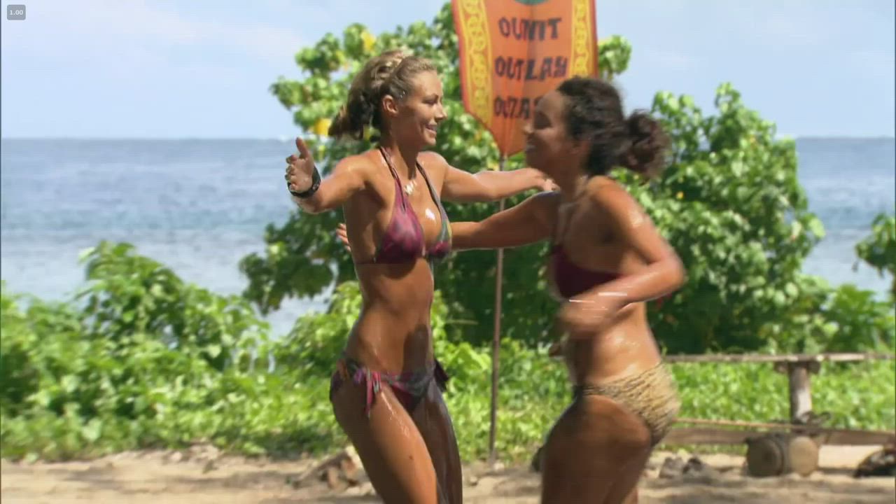 Alicia Rosa and Chelsea Meissner oiled and celebrating (One world, episode 11)