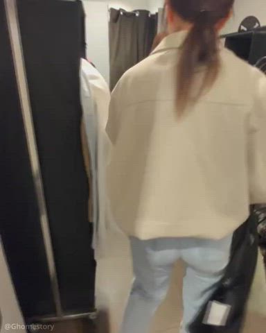 Blowjob In The Store's Fitting Room In Exchange For A Dress !
