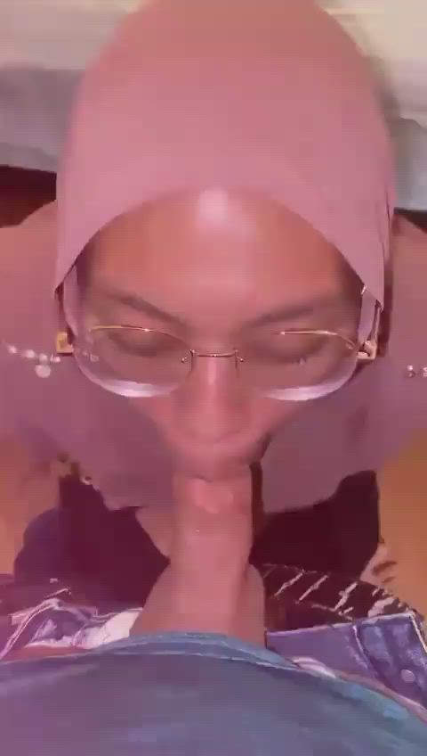 amateur asian big dick blowjob hijab homemade milf malaysian muslim clip