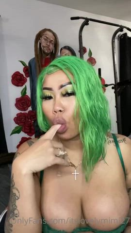 Asian Ass Clapping Green Eyes Thick clip