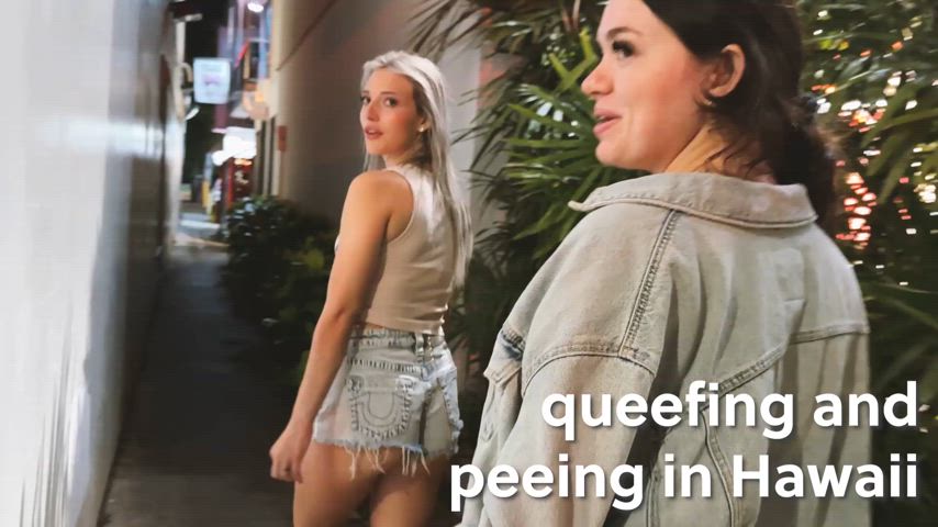 ass girls jean shorts outdoor pee peeing piss pissing public queef clip