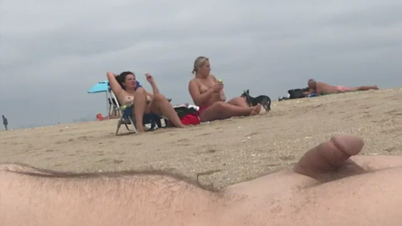 Beach Flashing Little Dick clip