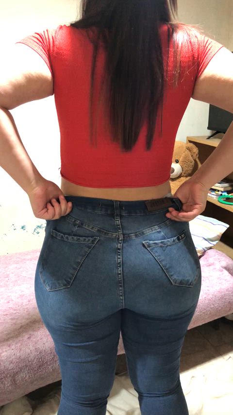 amateur big ass jeans onlyfans teen amateur-girls legal-teens thick-booty tik-tok