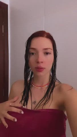 Brazilian Natural Petite clip