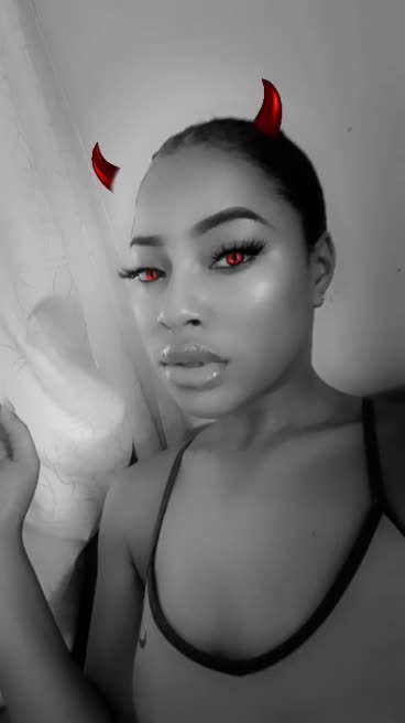 Snapchat-766136511