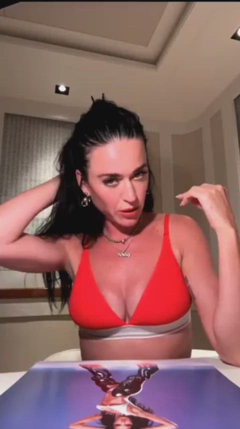 bra celebrity cleavage katy perry natural tits tits celebs cleavage-cleavage-cleavage