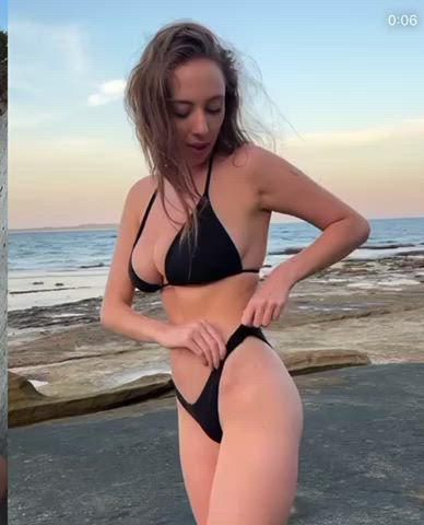Australian Beach Big Tits Bikini Female Model Swimsuit clip