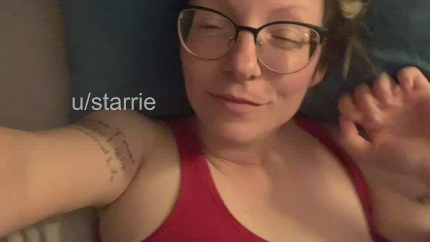 alt amateur ass ass spread big tits canadian curvy glasses milf clip