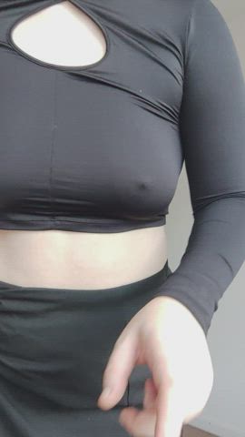[GIF]Just a peek of my cute natural tits