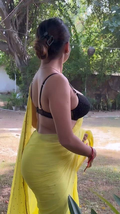 Ritu Suman Saree Photoshoot 😍🥵🤤