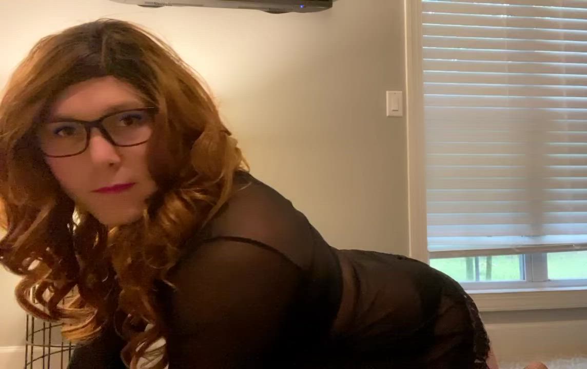 crossdressing trans twerking clip