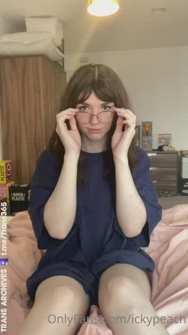 amateur big dick foreskin glasses onlyfans surprise t-shirt teen trans clip