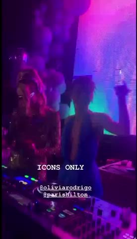 Olivia showing off at her after party 🥵🥵🥵