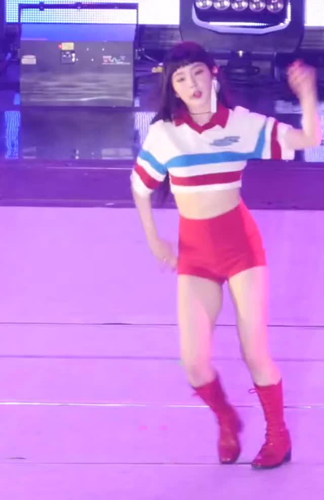 170708 Red Velvet Dumb Dumb SMTOWN CONCERT 02-2qVXxMzVWpI 2