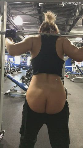 amateur ass blonde exhibitionism exhibitionist exposed flashing gym public clip