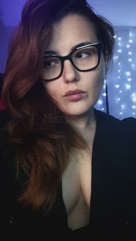 Do I look sexy wearing glasses?