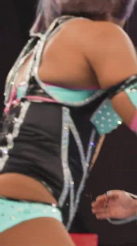 ass ebony jiggling thick tight tight ass wrestling clip