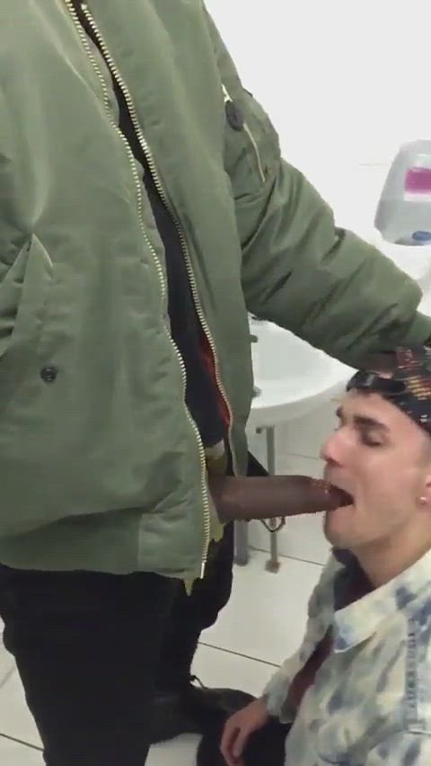 amateur bbc big dick blowjob coworker gay clip