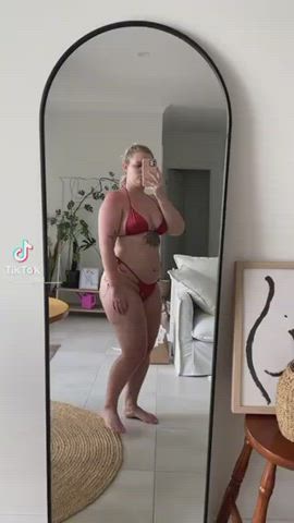 australian big ass bikini booty natural pawg thick thong white girl clip