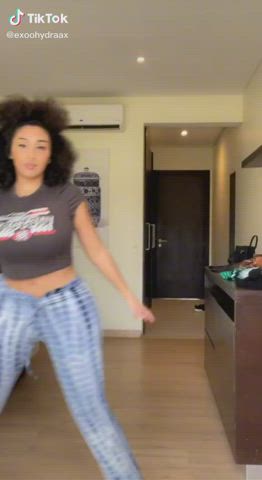 amateur big ass ebony homemade tiktok clip