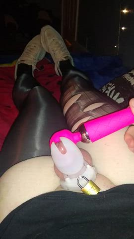 vibrating my caged clitty feels so good! this is my favorite way to cum 🥰🥰🥰