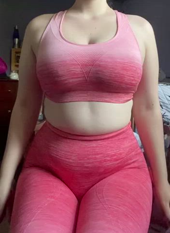 [F] my favorite gym outfit, i love the looks I get