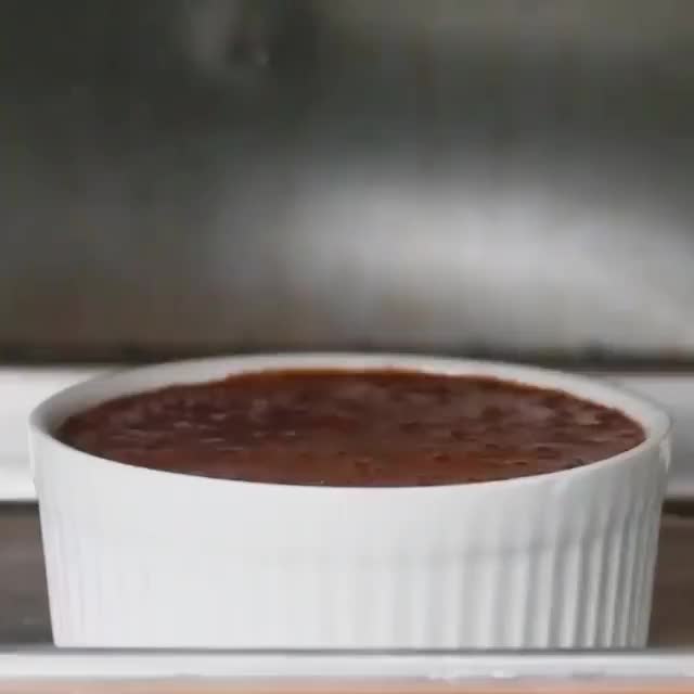 2-ingredient chocolate soufflé