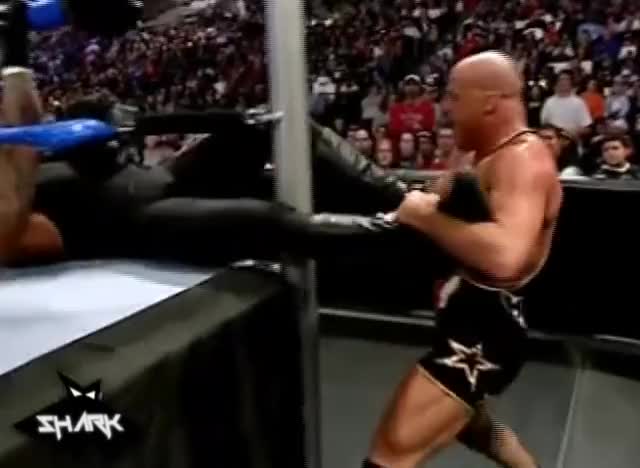 Por el campeonato mundial pesado Undertaker vs Kurt Angle No Way Out 2006