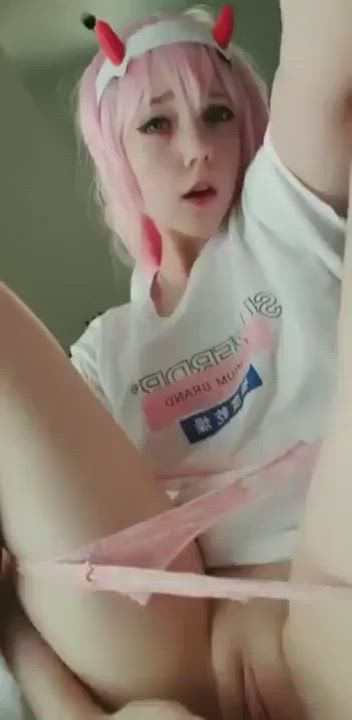 Cosplay Fingering Masturbating clip