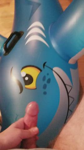 [Challenge] Cum on a pool toy/inflatable