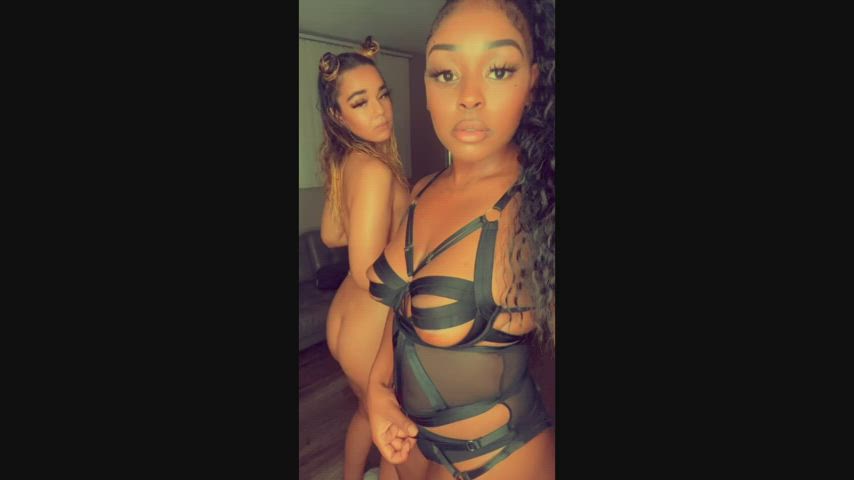 ass spread big ass ebony ebony couple hawaiian latina naked strippers wife clip