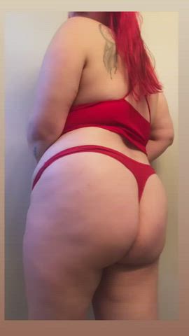Buy this tiny red cotton thong right off my natural thick ass 🍑 $25 for 24 hour