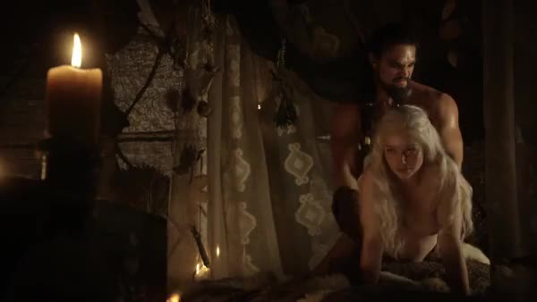 Emilia Clarke getting fucked doggie style in 'Game of Thrones'