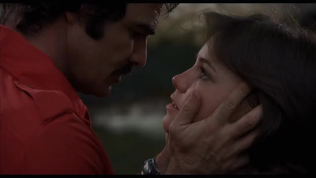Smokey-and-the-Bandit-1977-GIF-01-06-57-kissing-scene