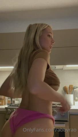 ass blonde tits clip