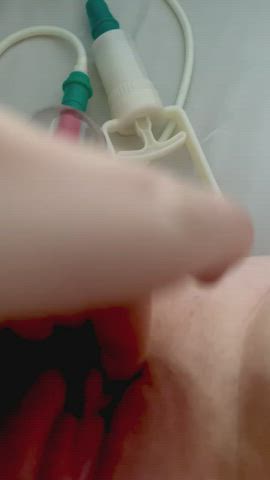 fingering puffy pussy clip