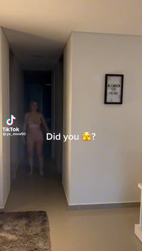 boobs flashing nipples nipslip tiktok r/tiktits clip