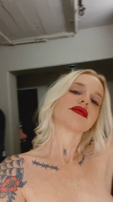 onlyfans blonde tattoo nude 18 years old alt lips lipstick gap justforfans clip