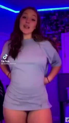 18 years old amateur ass dancing girls pretty sex tease teen tiktok clip