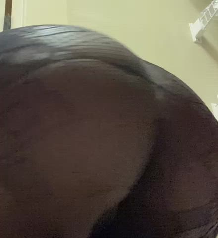 Ass is waiting for you🍒Breed me daddy
