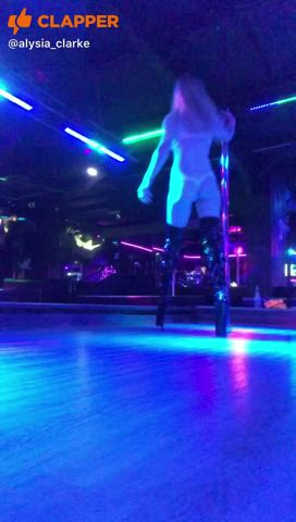 Pole dancing show💃 @alysia_clarke