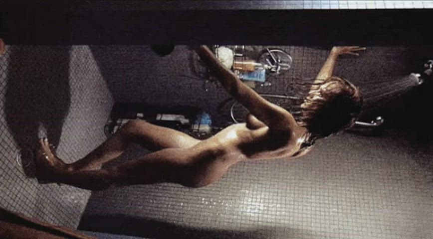 Jessica Alba in the shower, special effects most likely